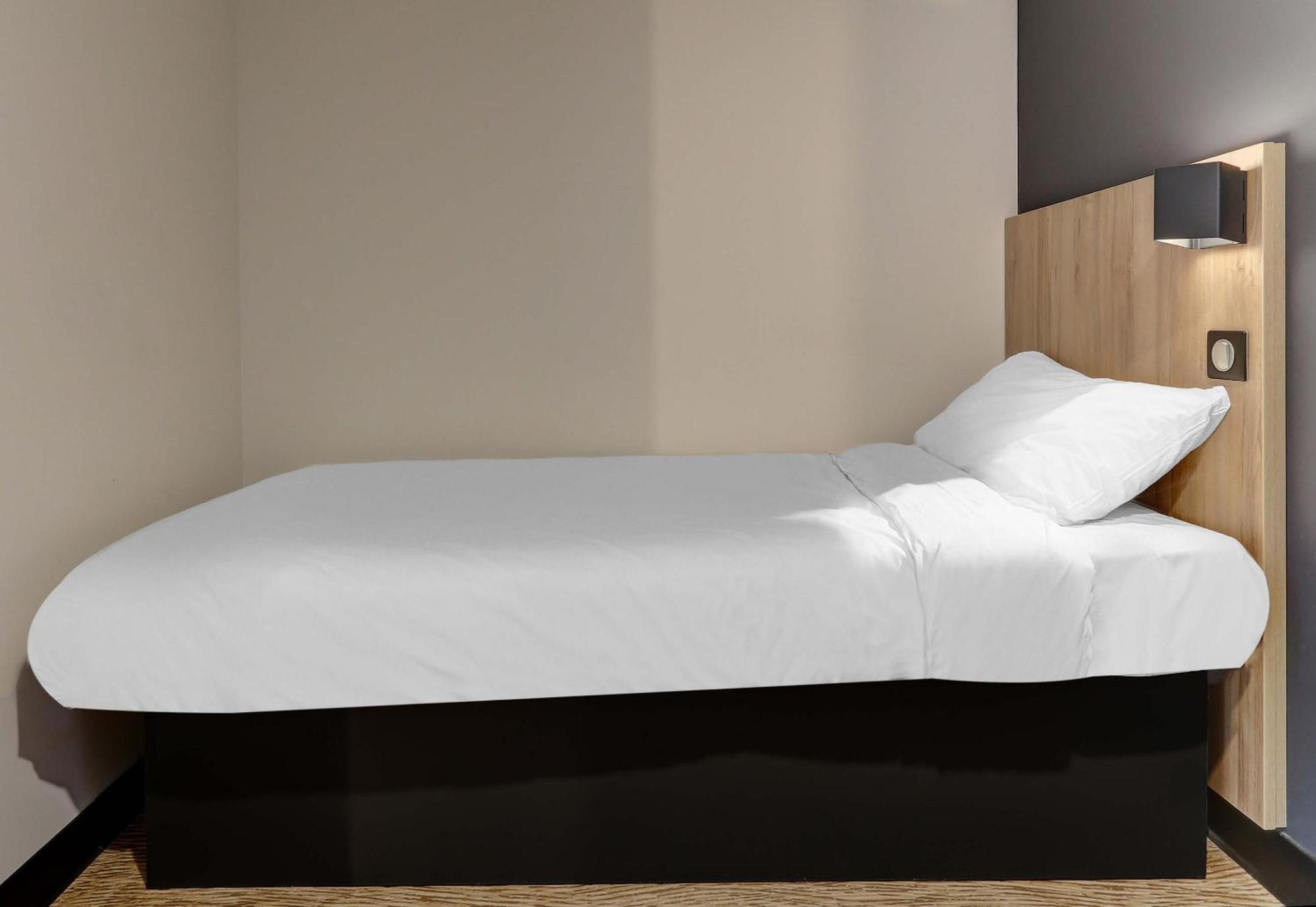 B&B Hotel Épernay Kültér fotó